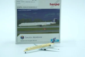 Saudia Arabian McDonnell Douglas MD-90 Herpa Wings 506052 (Scale 1:500) - Picture 1 of 6