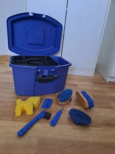 Putzkasten Pferd mit Inhalt blau - Bild 1 von 1