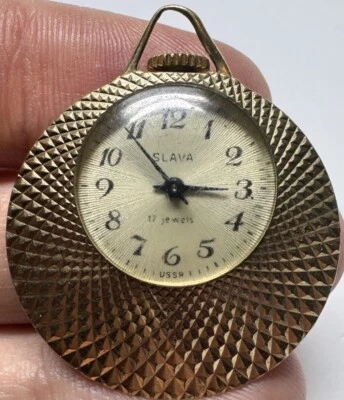 Reloj Colgante Collar Mecánico Mujer Soviética SLAVA URSS. Chapado en oro AU 5 Foto 1 de 4