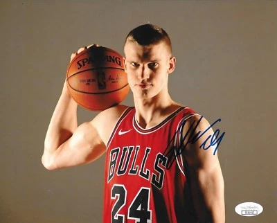 Lauri Markkanen signed Chicago Bulls 8x10 photo autographed JSA 4  - Image 1 of 2