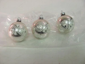 Mercury Glass Polish Stencil Ornaments Tree Swirl Silver Vintage Lot Of 3 - Picture 1 of 9