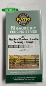 BNIB N Gauge Ratio 217 Lineside Fencing, Wood Brown - Plastic Kit - Picture 1 of 2