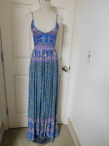 Darling NWT~Dress Day Open Back Floral Print Maxi Dress Size Medium - Picture 1 of 11