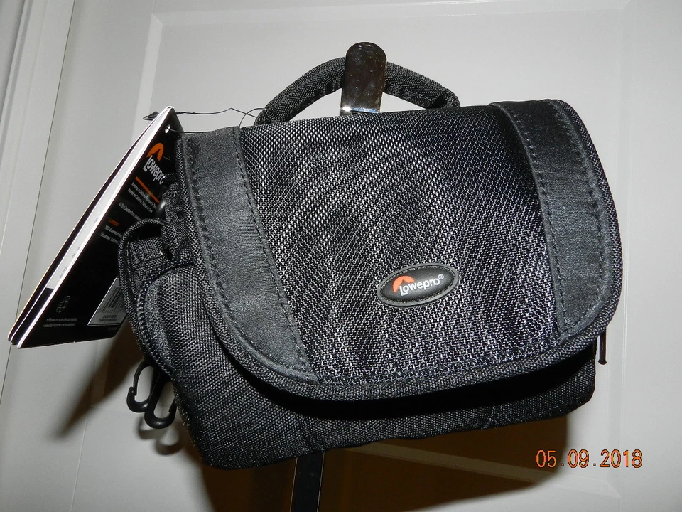 LowePro Digital Video Bag Edit 110-Black - Image 1 of 1