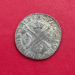 LOUIS XIV. Belle monnaie de 20 Sols "Aux insignes", 1707 9 (Atelier Rennes) TB - Picture 1 of 2