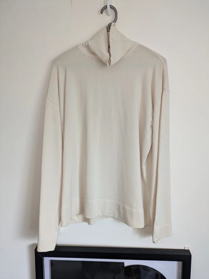 Sudadera Ninety Percent Damas Cuello Redondo V Manga Ancha Talla M Foto 1 de 4