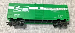 HO Scale Train LINDE UNION CARBIDE LAPX 358 BOXCAR LOWEST PRICE ON EBAY GREEN - Picture 1 of 8