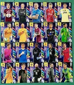 TITANS ADRENALYN XL CALCIATORI 2025 GUANTO D'ORO SET COMPLETO - 20 CARD - Bild 1 von 1