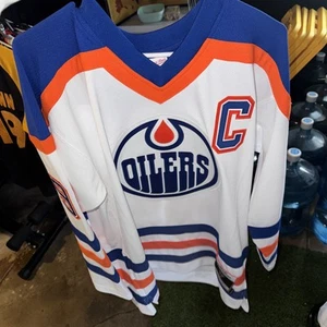Wayne Gretzky 1986-87 Edmonton Oilers Mitchell & Ness Vintage Jersey, Size L/52 - Picture 1 of 6