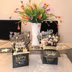 Happy Birthday Karte 3D Pop-Up - Elegant Schwarz & Gold mit Luftballons, Geschenken & Best - Bild 1 von 14