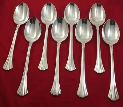 Cucharas soperas Towle Supreme Cutlery CLASSIC PLUME 1986 plateadas 8 ovaladas EP Corea Foto 1 de 4