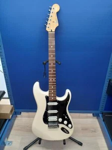 FENDER MEXICO / STRATOCASTER TYPE - Picture 1 of 9