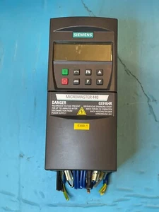 SIEMENS MICROMASTER440 6SE6440-2UD13-7AA1 - Picture 1 of 2