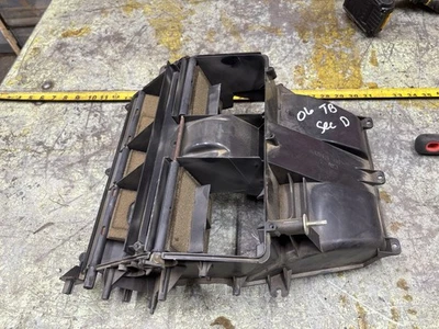 02-09 Trailblazer AC Evaporador Carcasa Sección D 52489419 Foto 1 de 4