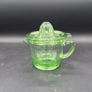Grüner Messbecher im Depressionsstil aus Glas, Entsafter Reibahle, Rührschüssel, Vintage - Bild 1 von 5
