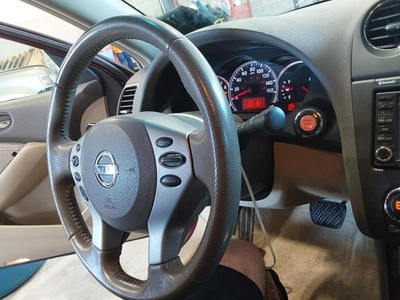 Used Ignition Switch fits: 2011 Nissan Altima AT CVT push button switch Grade A - Image 1 of 4