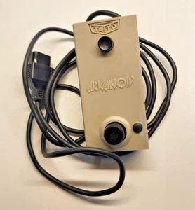 Vintage NES Nintendo AKKANOID Game Controller - Picture 1 of 3