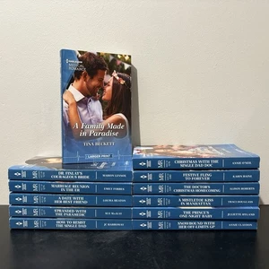 Harlequin Medical Romance LARGER PRINT Lot of 12 (Oct-Nov 2022) Paperback - Imagen 1 de 6