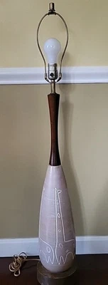 VINTAGE MCM RAYMOR GIRAFFE  CERAMIC TABLE LAMP  39"  - Image 1 of 4