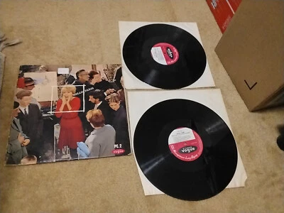 Petula Clark Uk Import album vinyl Lp Hello Paris Vol. 1 On Disque Vogue - Z - Image 1 of 4