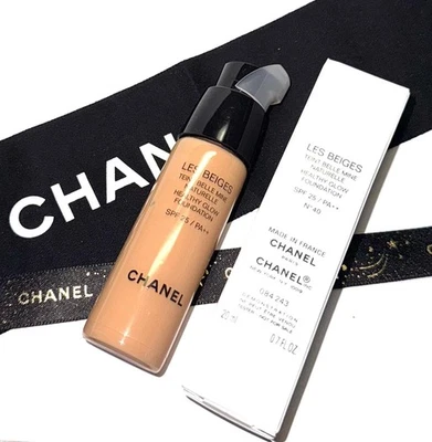 Chanel Les Beiges Healthy Glow Foundation N°40  20ml - Bild 1 von 4