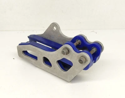 Yamaha YZ250F 2006-12 Guía de cadena de rueda trasera Deslizante Soporte Cubierta Conjunto de empuje Foto 1 de 4