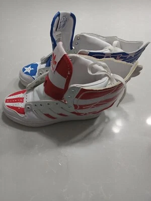 adidas shoes, Jeremy Scott, red white and blue wings, size 5, very good conditio - Photo 1/3