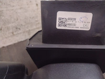 Espejo retrovisor derecho Chevrolet Silverado 2500 2025 pasajero 3056701 Foto 1 de 3