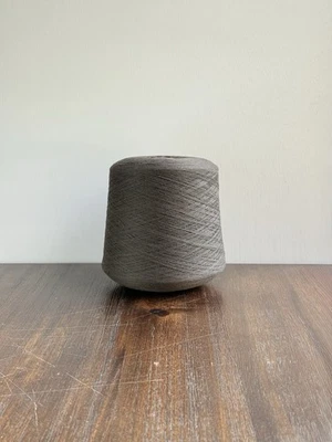 800g 90% Wool Basolan 10% Cashmere 2/26nm  Khaki Brown Yarn - Image 1 of 4