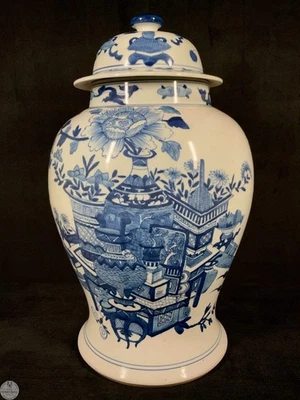 Antiguo tarro y cubierta balaustre de porcelana 'Bogu' chino azul y blanco del siglo XIX Foto 1 de 4