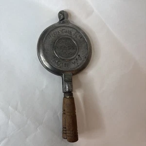 Antique Wagner Sidney O 1910 Miniature Cast Iron Waffle  Iron No Base - Picture 1 of 6