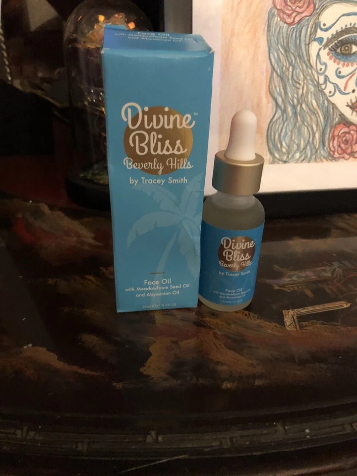 Aceite facial Divine Bliss Beverly Hills de Tracey Smith con aceite de semilla de espuma mediana 1 fl oz Foto 1 de 1