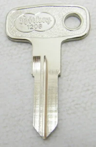 Clé B A1 Vierge pour Moto Yamaha - XS 500 B XS 1100 - Picture 1 of 5