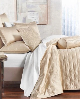 ▪️3 PC~GOLD Hotel Collection Glint QUEEN Quilted Coverlet Set - Image 1 of 4