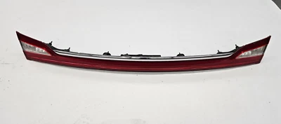 LINCOLN MKX LANTERNA TRASEIRA CENTRAL TRASEIRA LÂMPADA DE FREIO COM CÂMERA SEM FABRICANTE DE EQUIPAMENTO ORIGINAL 2016 2017 2018 - Imagem 1 de 4