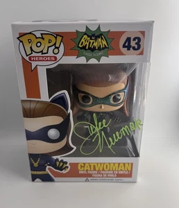 JULIE NEWMAR SIGNED BATMAN TV SERIES CATWOMAN FUNKO POP BAS BECKETT 2 - Picture 1 of 4