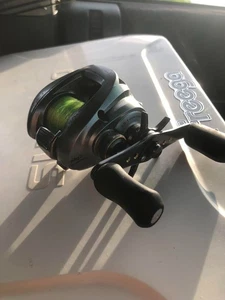 Carrete de baitcasting Shimano Aldebaran Mg7 diestro - Se envía desde Japón - Imagen 1 de 4