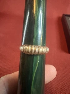 Sterling Silver Pretty Rounded Shell Like Ring SZ 10.5 - Picture 1 of 9