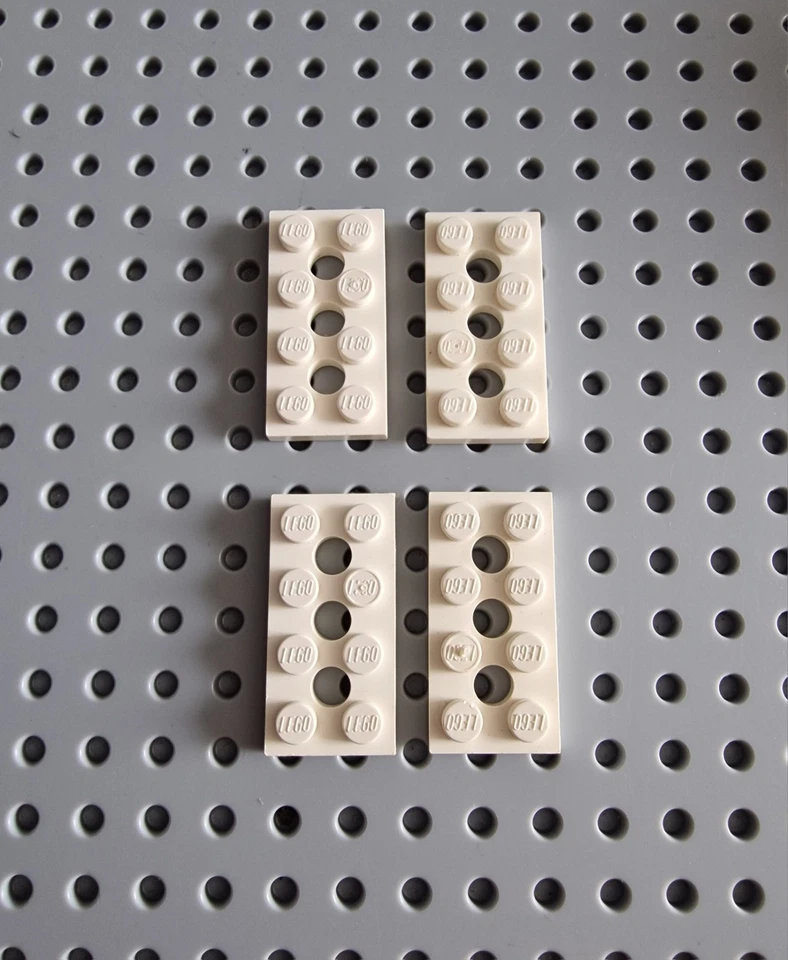 LEGO Technic Technik Platte Plate Lochplatte 2x4 Weiß 4 Stück 3709b 3709 A083 - Bild 1 von 1