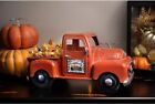 Camion de récolte vintage avec lumières d'Halloween pré-éclairées - décoration d'Halloween