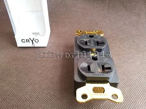 1x HIFI  pure copper Gold Plated US AC Power Receptacles distributor Socket - Picture 1 of 3