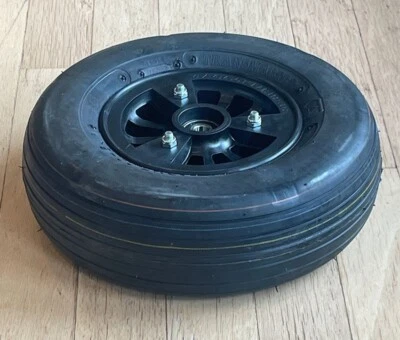 Rueda ultraligera Azusalite, completa: 13" de alto, 5" de ancho con rodamientos de 1/2". Foto 1 de 3