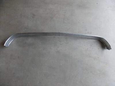 Ford Thunderbird 1960 parrilla inferior moldura moldura 430 352 390 Foto 1 de 4