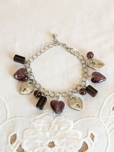 Set/lotto di due bracciali con perline in vetro e cristallo e charms lucchetti - Foto 1 di 9
