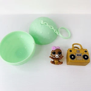 LOL Surprise Lil Sisters Series 2 Lil DJ inc Ball - Bild 1 von 3