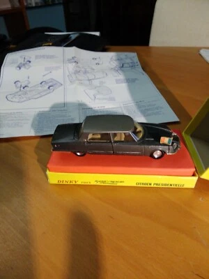 Dinky Toys Citroen DS Presidentielle n. 1435. scala 1/43 con Reprobox  - Immagine 1 di 4