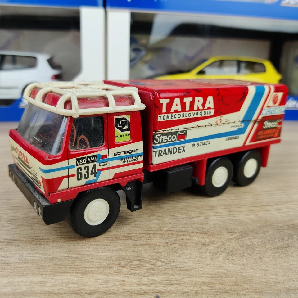 CAMION KDN TATRA T 815 RALLYE EN TOLE 6X6 1:43 MADE IN CECOSLOVACCHIA - Immagine 1 di 4