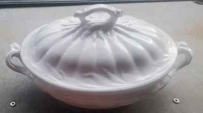 Antique Elsmore & Forster White Ironstone Tureen Ceres Wheat c. 1853-1871 - Image 1 of 4