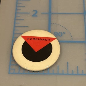 Distintivo pulsante spilla FOREIGNER rock band vintage tour anni 80 originale 1981 promo spilla - Foto 1 di 2