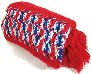 Gehäkelte Handarbeit Oma Schoß Überwurf weiche afghanische Decke rot weiß & blau 48 x 22 - Bild 1 von 3
